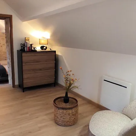 Pierrefonds, 3 Pieces, 4 Personnes - Fr-1-526-35 Holiday home *